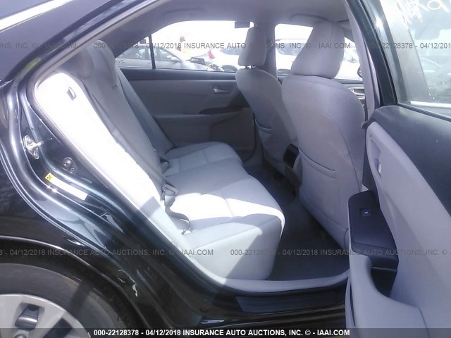 4T1BF1FK5GU536012 - 2016 TOYOTA CAMRY LE/XLE/SE/XSE მუქი ლურჯი ფოტო 8