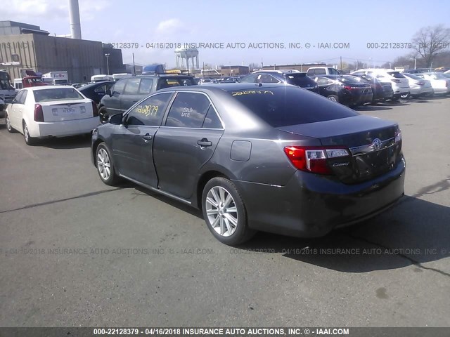 4T4BF1FK0ER384644 - 2014 TOYOTA CAMRY L/SE/LE/XLE 灰色 照片 3