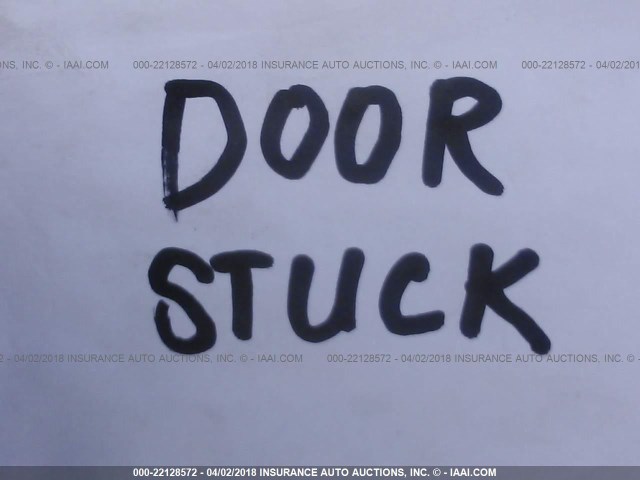 JTLKT324350219600 - 2005 TOYOTA SCION XB ნაცრისფერი ფოტო 9