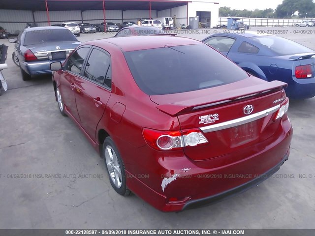 5YFBU4EE3CP072961 - 2012 TOYOTA COROLLA S/LE RED photo 3