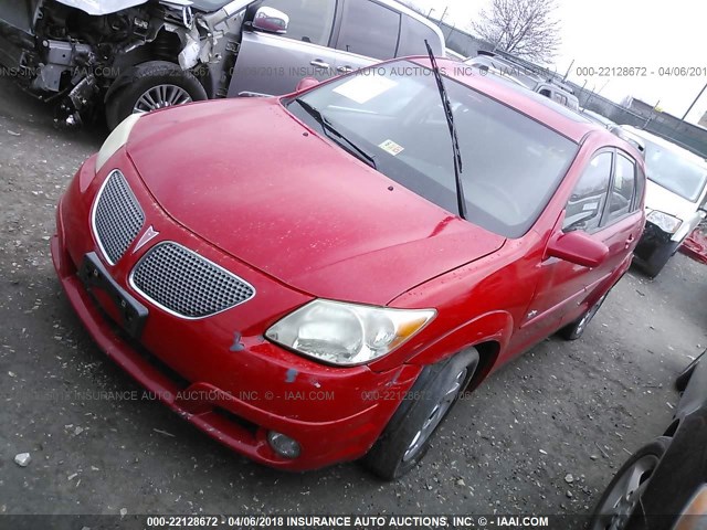 5Y2SL63825Z467606 - 2005 PONTIAC VIBE RED photo 2