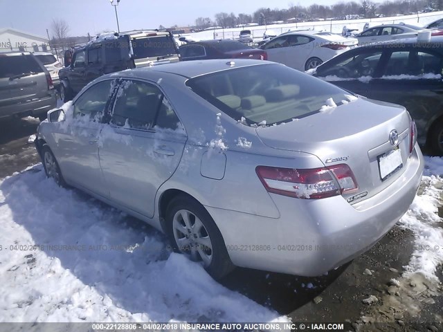 4T1BF3EK4AU513261 - 2010 TOYOTA CAMRY SE/LE/XLE 银色 照片 3