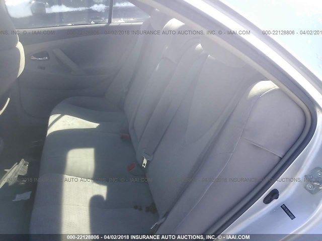 4T1BF3EK4AU513261 - 2010 TOYOTA CAMRY SE/LE/XLE 银色 照片 8