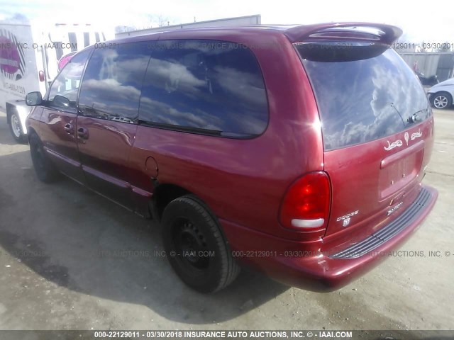 2B4GP44G6YR570303 - 2000 DODGE GRAND CARAVAN SE/SPORT RED photo 3