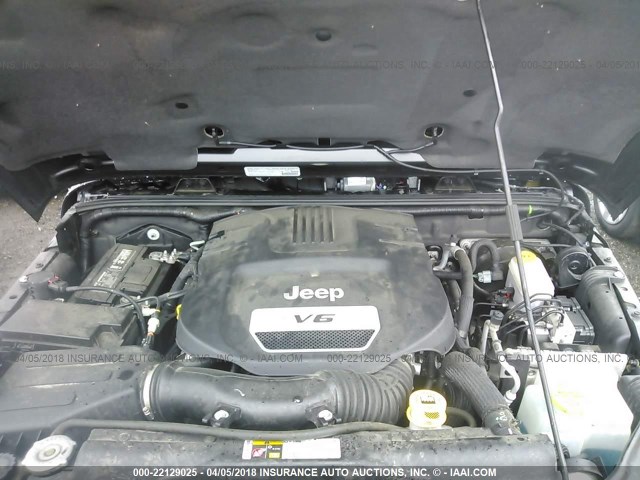 1C4HJWEG8EL322240 - 2014 JEEP WRANGLER UNLIMITED SAHARA შავი ფოტო 10