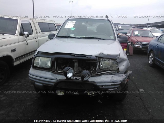 2CNBJ734716956299 - 2001 CHEVROLET TRACKER ZR2 SILVER photo 6