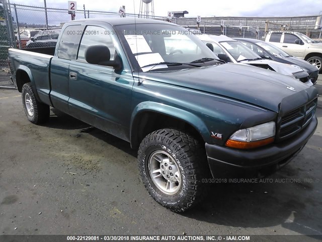 1B7GG22XXWS625213 - 1998 DODGE DAKOTA GREEN photo 1