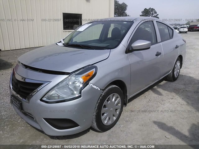 3N1CN7AP2HL802053 - 2017 NISSAN VERSA S/S PLUS/SV/SL SILVER photo 2