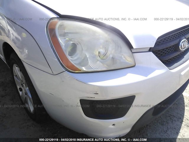 KNAFG526787137943 - 2008 KIA RONDO LX/EX SILVER photo 6