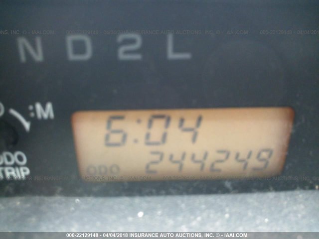 JTLKT324940154203 - 2004 TOYOTA SCION XB GRAY photo 7