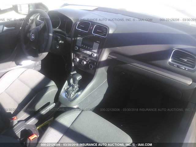 WVWDB7AJ0AW407861 - 2010 VOLKSWAGEN GOLF 白色 照片 5
