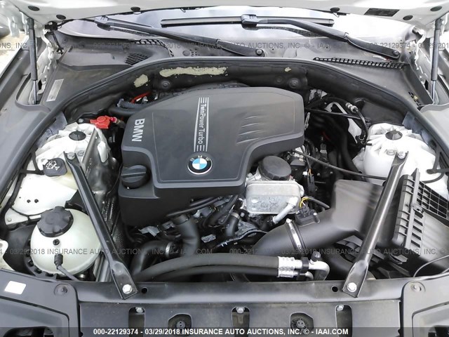 WBAXH5C58DD113203 - 2013 BMW 528 XI WHITE photo 10