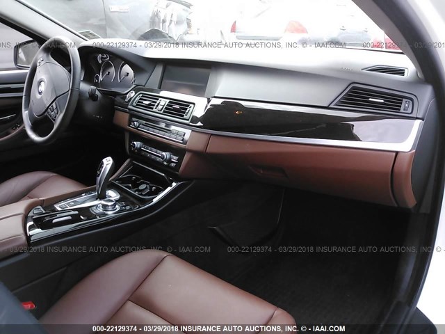 WBAXH5C58DD113203 - 2013 BMW 528 XI WHITE photo 5