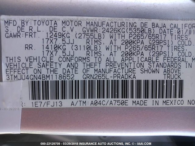 3TMJU4GN4BM118652 - 2011 TOYOTA TACOMA DOUBLE CAB PRERUNNER SILVER photo 9