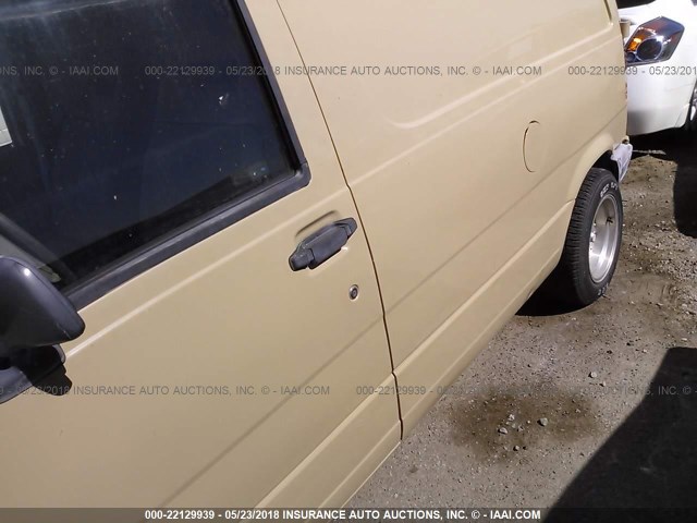 1FTCA14U3PZC56667 - 1993 FORD AEROSTAR BEIGE photo 6