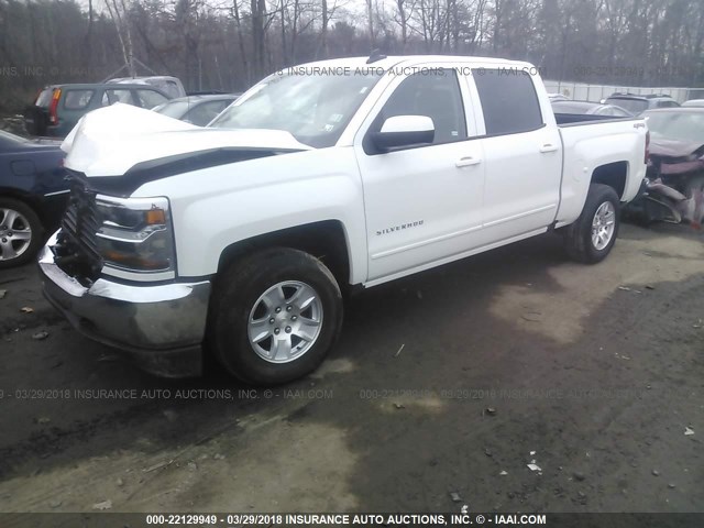 3GCUKREC1JG126402 - 2018 CHEVROLET SILVERADO WHITE photo 2