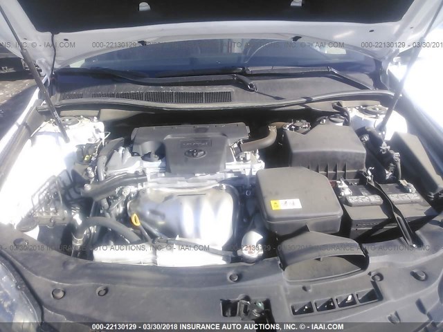 4T1BF1FKXHU643218 - 2017 TOYOTA CAMRY LE/XLE/SE/XSE WHITE photo 10