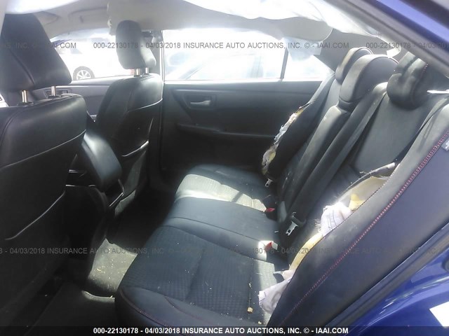 4T1BF1FKXFU941071 - 2015 TOYOTA CAMRY LE/XLE/SE/XSE ლურჯი ფოტო 8