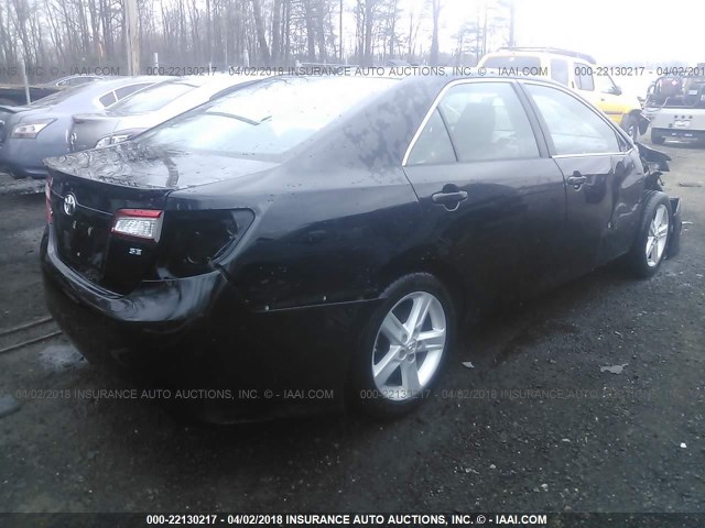 4T1BF1FKXCU616173 - 2012 TOYOTA CAMRY SE/LE/XLE BLACK photo 4
