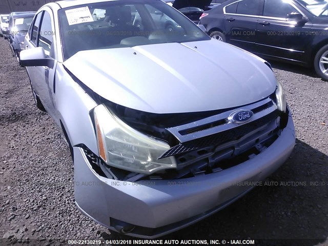 1FAHP35N08W197383 - 2008 FORD FOCUS SE/SEL/SES SILVER photo 6