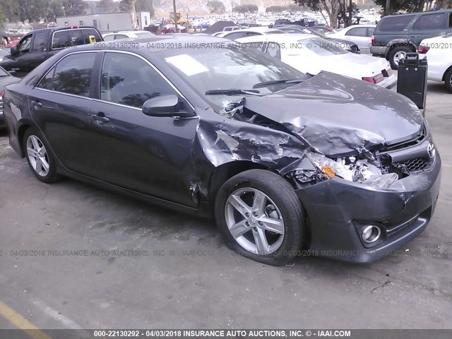 4T1BF1FK5EU468954 - 2014 TOYOTA CAMRY L/SE/LE/XLE GRAY photo 1