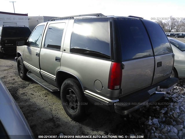 1GNEK13R6XJ403217 - 1999 CHEVROLET TAHOE K1500 BROWN photo 3