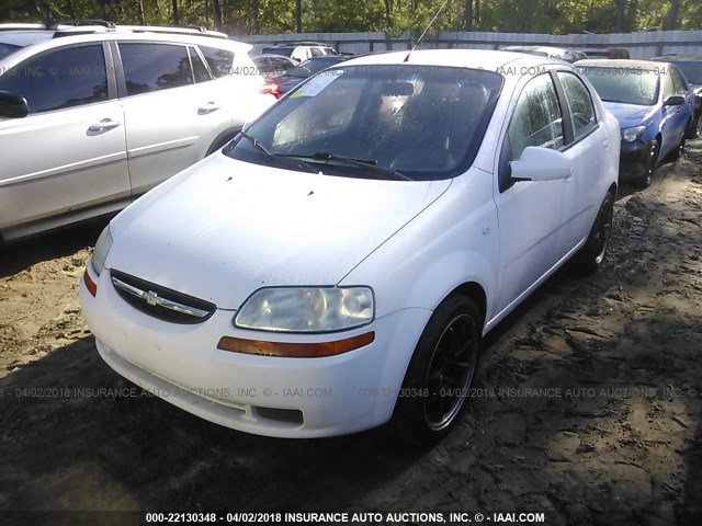 KL1TD56626B585646 - 2006 CHEVROLET AVEO LS WHITE photo 2