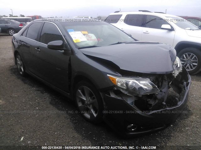 4T1BK1FK3CU018924 - 2012 TOYOTA CAMRY SE/XLE GRAY photo 1