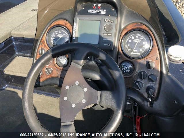 GSNS1162L102 - 2002 STRATOS BOAT,TRAILER,MOTOR  Qara foto 5