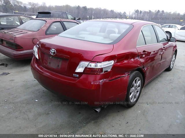 4T1BB46K48U037202 - 2008 TOYOTA CAMRY HYBRID RED photo 4