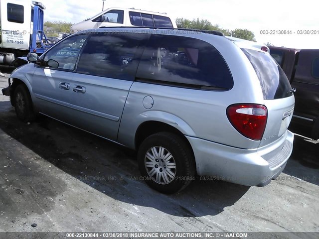 2C4GP44R25R255708 - 2005 CHRYSLER TOWN & COUNTRY LX SILVER photo 3