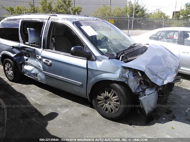 2C4GP44R25R255708 - 2005 CHRYSLER TOWN & COUNTRY LX SILVER photo 6