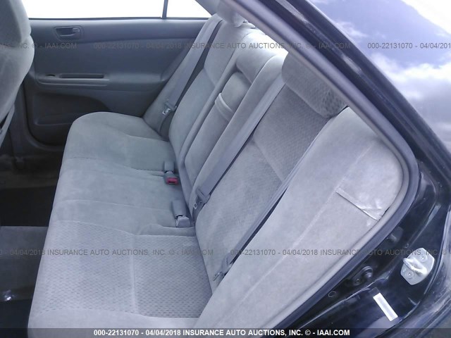 4T1BE32K42U068108 - 2002 TOYOTA CAMRY LE/XLE/SE BLACK photo 8