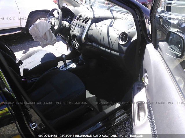 3N1CE2CP1EL400679 - 2014 NISSAN VERSA NOTE S/S PLUS/SV/SL BLACK photo 5