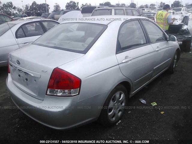 KNAFE222895663898 - 2009 KIA SPECTRA EX/LX/SX SILVER photo 4