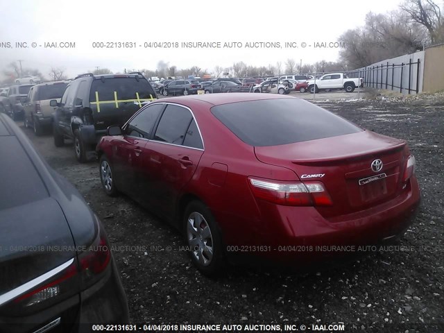 4T1BE46K27U017097 - 2007 TOYOTA CAMRY NEW GENERAT CE/LE/XLE/SE RED photo 3