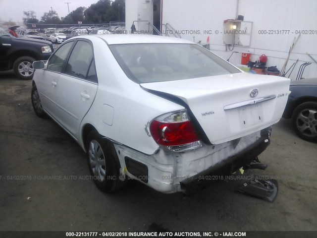 JTDBE30K863043294 - 2006 TOYOTA CAMRY LE/XLE Սպիտակ լուսանկար 3