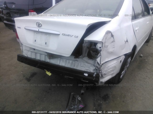 JTDBE30K863043294 - 2006 TOYOTA CAMRY LE/XLE WHITE photo 6