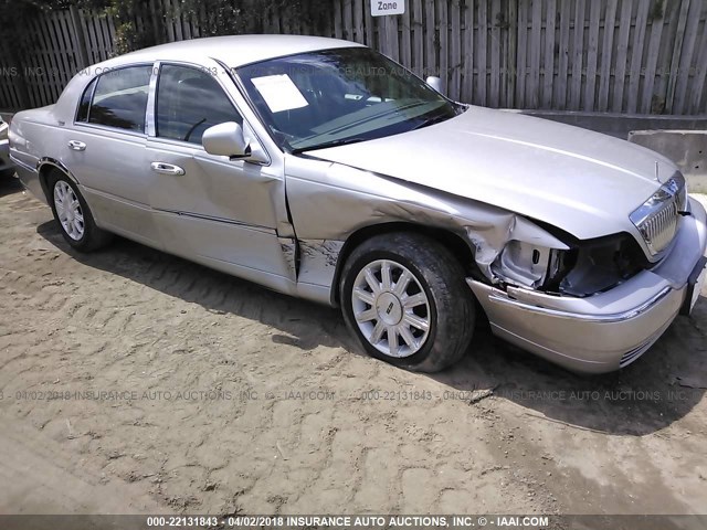 2LNHM82V58X657741 - 2008 LINCOLN TOWN CAR SIGNATURE LIMITED SILVER photo 6