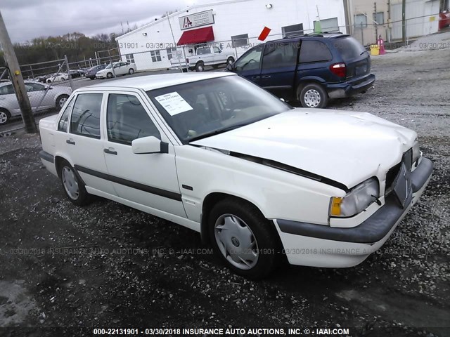 YV1LS5541V1365671 - 1997 VOLVO 850 WHITE photo 1