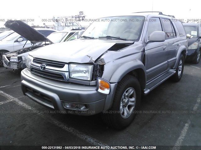 JT3GN87R110214813 - 2001 TOYOTA 4RUNNER LIMITED SILVER photo 2