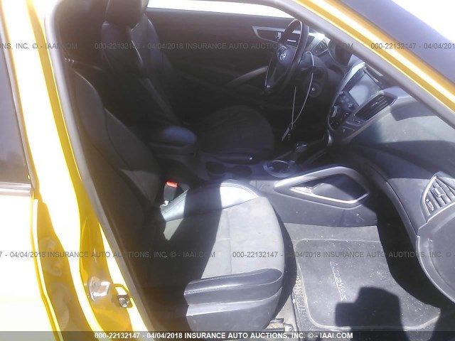 KMHTC6AD0DU175416 - 2013 HYUNDAI VELOSTER YELLOW photo 5