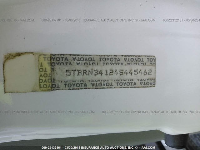 5TBRN34124S445462 - 2004 TOYOTA TUNDRA ACCESS CAB SR5 WHITE photo 9