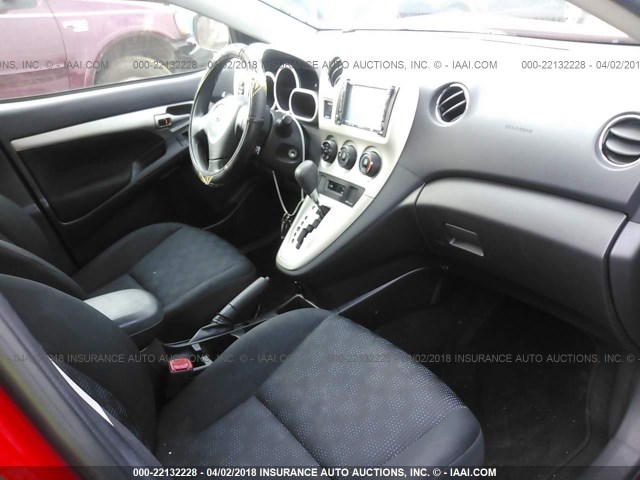 2T1KU40E29C045685 - 2009 TOYOTA COROLLA MATRIX  RED photo 5