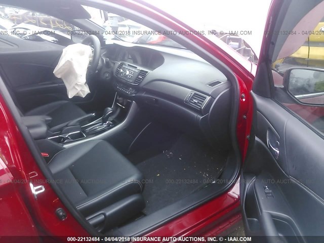 1HGCR2F57HA004538 - 2017 HONDA ACCORD SPORT RED photo 5