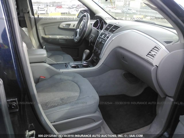 1GNKREEDXBJ298293 - 2011 CHEVROLET TRAVERSE LS BLUE photo 5