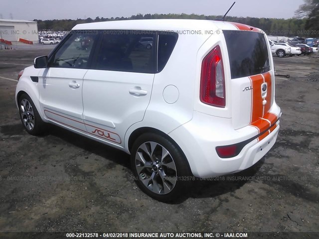 KNDJT2A67D7587823 - 2013 KIA SOUL +/!/SPORT WHITE photo 3