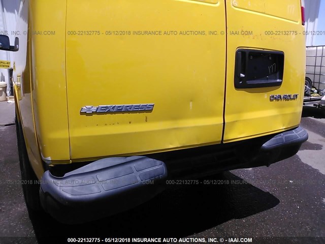 1GCGG25V851167329 - 2005 CHEVROLET EXPRESS G2500  YELLOW photo 6