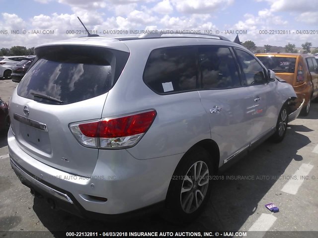 5N1AR2MN6DC634053 - 2013 NISSAN PATHFINDER S/SV/SL/PLATINUM 银色 照片 4