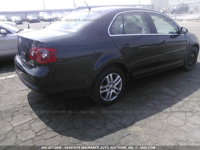 3VWEF71K47M068075 - 2007 VOLKSWAGEN JETTA WOLFSBURG 黑色 照片 4